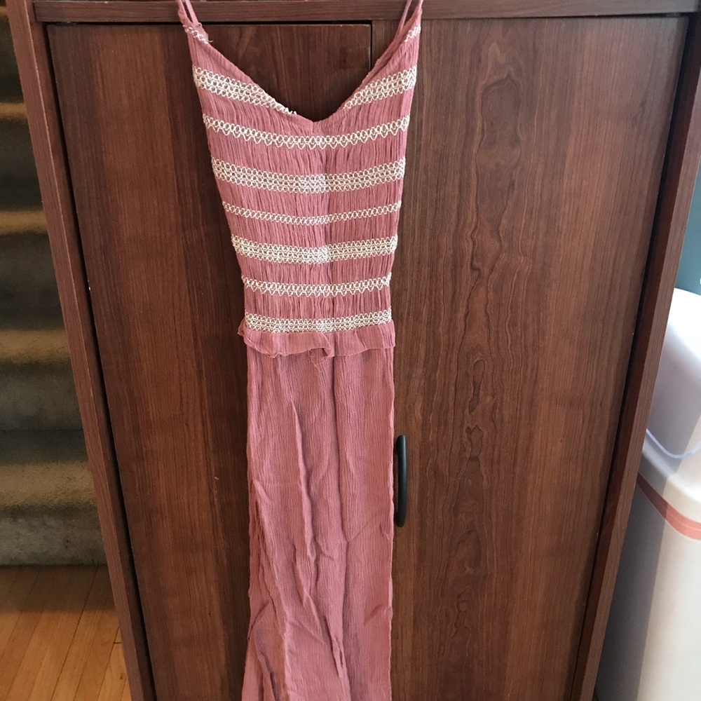Mauve maxi dress with slit